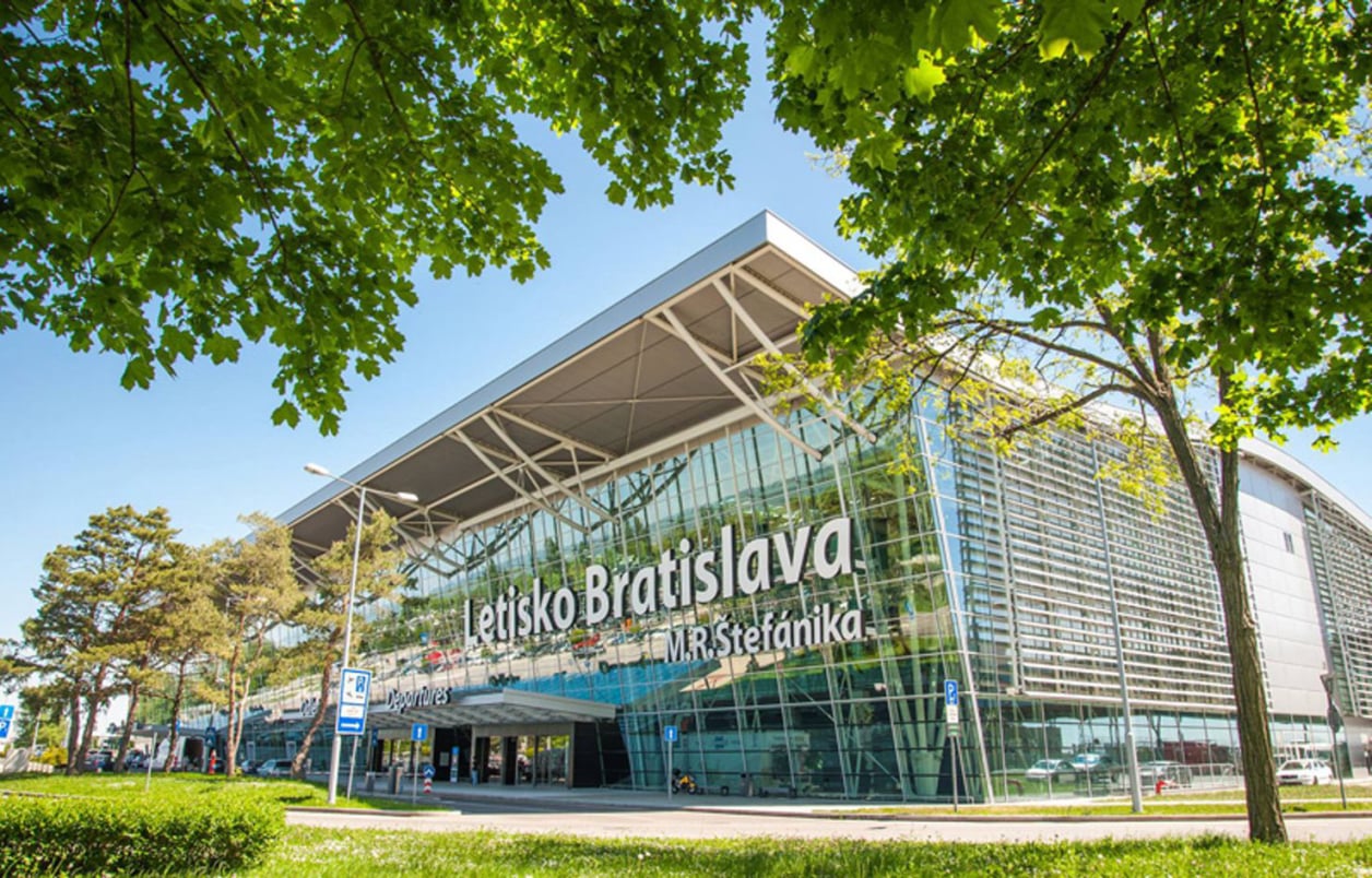 Bratislava letisko, BTS
